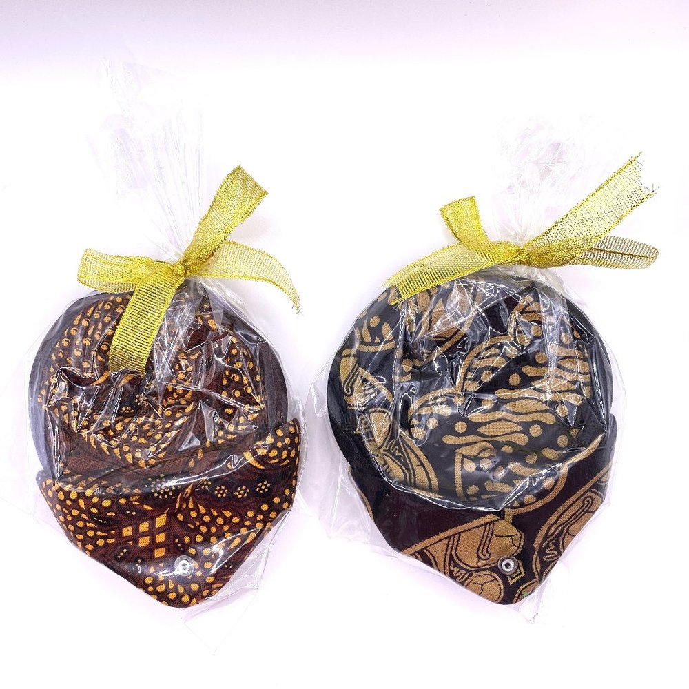 Set of 2 Traditional Homemade Indonesian Batik Print Folding Hand Fans